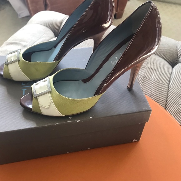 Multi color heels - Picture 2 of 3